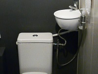WiCi Mini kleinen Waschbecken für Gäste-WC - Frau G (Frankreich - 33) - 1 of 2